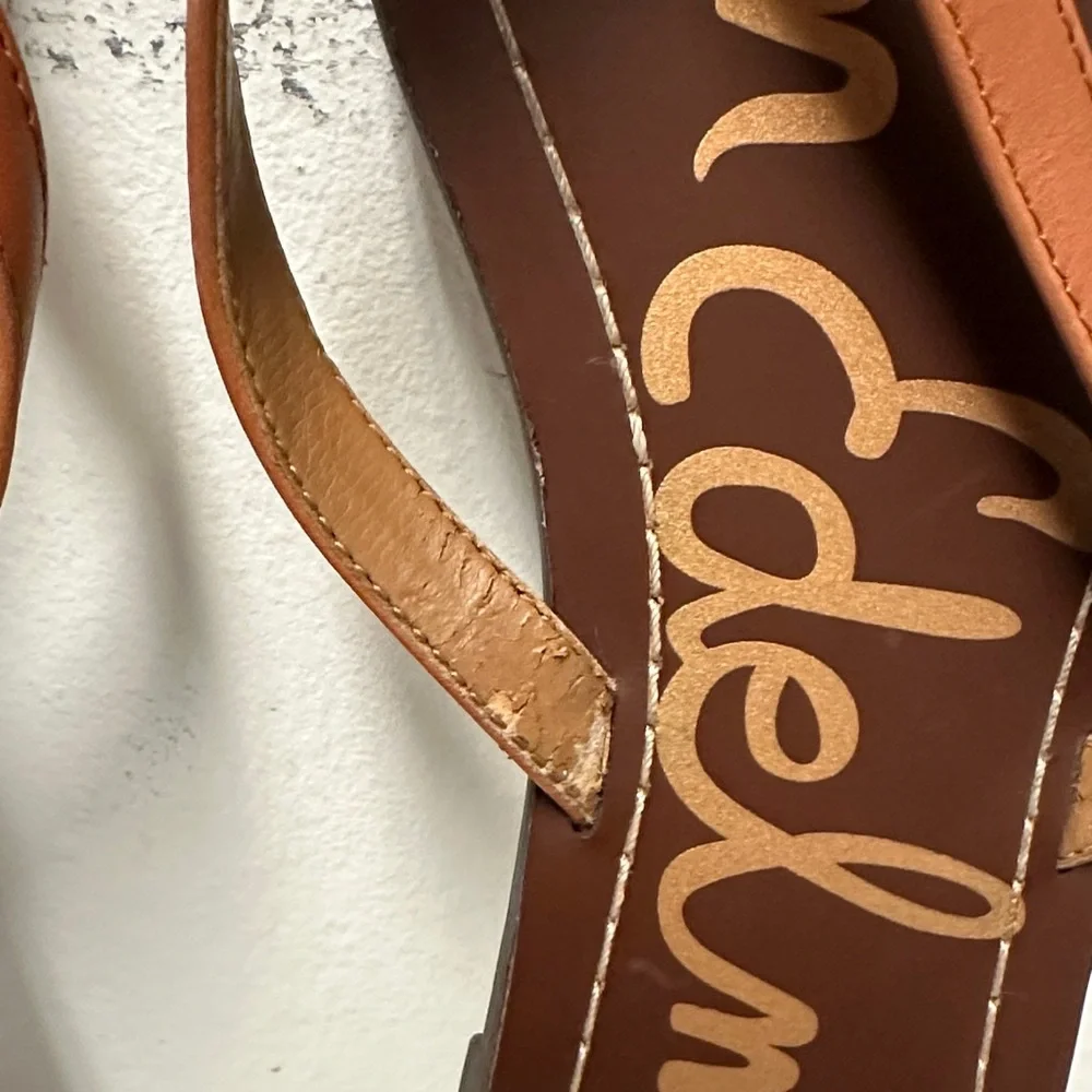Sam Edelman Tan Strappy Sandals, PreOwned with some peeling on the right leg (8) - Picture 4 of 9